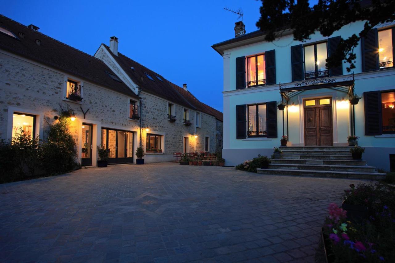 Maison D'Hotes Les Rainettes Breuillet  Exteriör bild